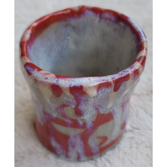 Red and white pottery cup piece - Picture 2 of 16